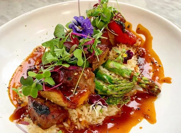 Nutritious, chef-prepared meals served at Luna