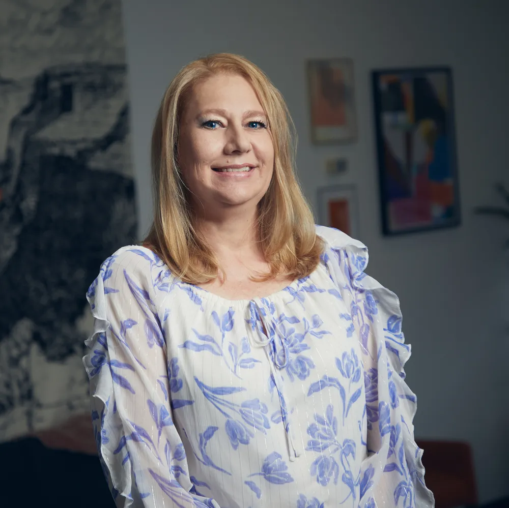 Deborah Hines Image